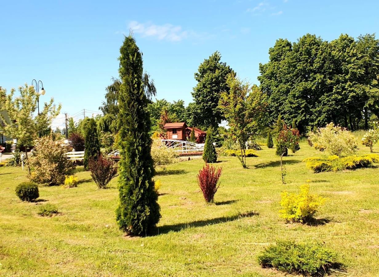 Willa Park Ostrowiec Świętokrzyski Exteriér fotografie