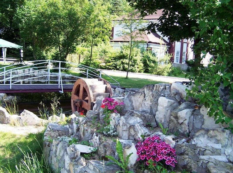 Willa Park Ostrowiec Świętokrzyski Exteriér fotografie